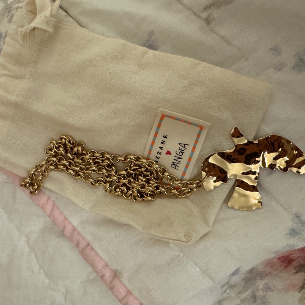Sézane x Pangea RARE NWT Bird Necklace in Gold - Picture 2 of 3
